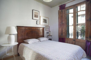  ApartEasy - Authentic family apartment  Барселона